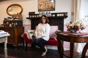 <a href="https://triblive.com/local/sewickley/the-gilded-girl-beauty-emporium-moves-to-sewickley/" target="_blank">Sewickley Herald - The Gilded Girl Beauty Emporium moves to Sewickley</a>