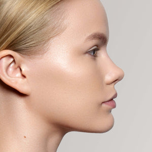 Vapour Beauty - Luminous Foundation